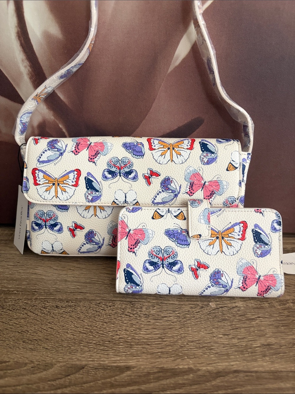 VB Shoulder Bag and Wallet SET 🦋 NWT